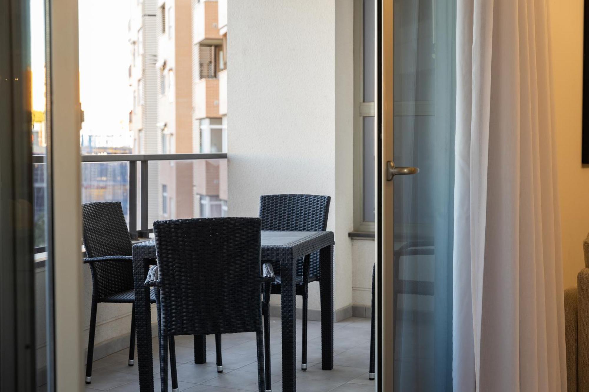 Guillman Suites Alicante Exterior photo
