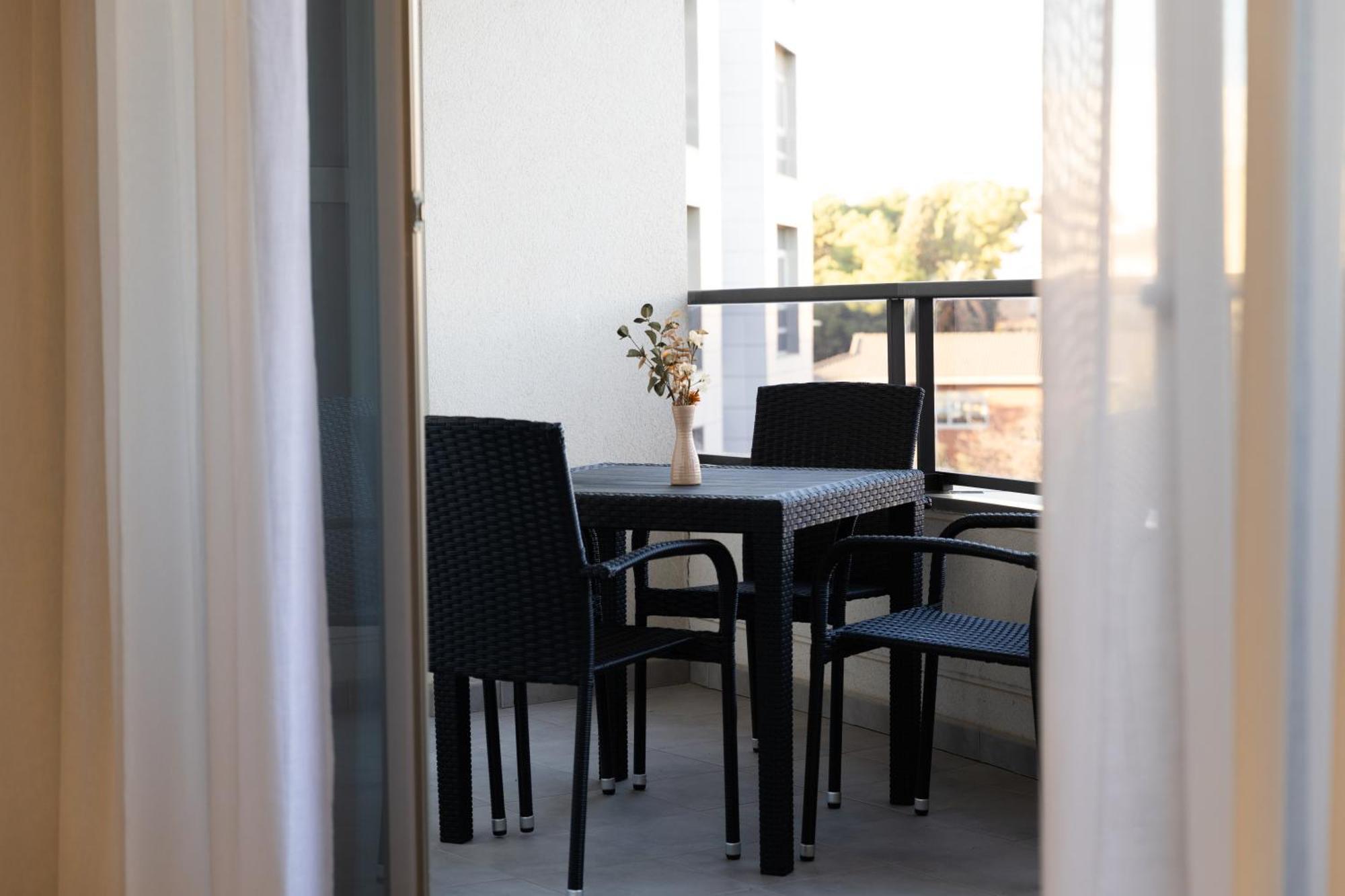 Guillman Suites Alicante Exterior photo